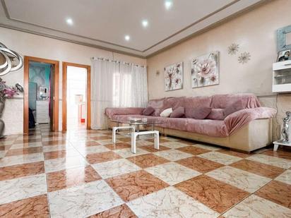 Living room of Planta baja for sale in Elche / Elx  with Air Conditioner and Heating