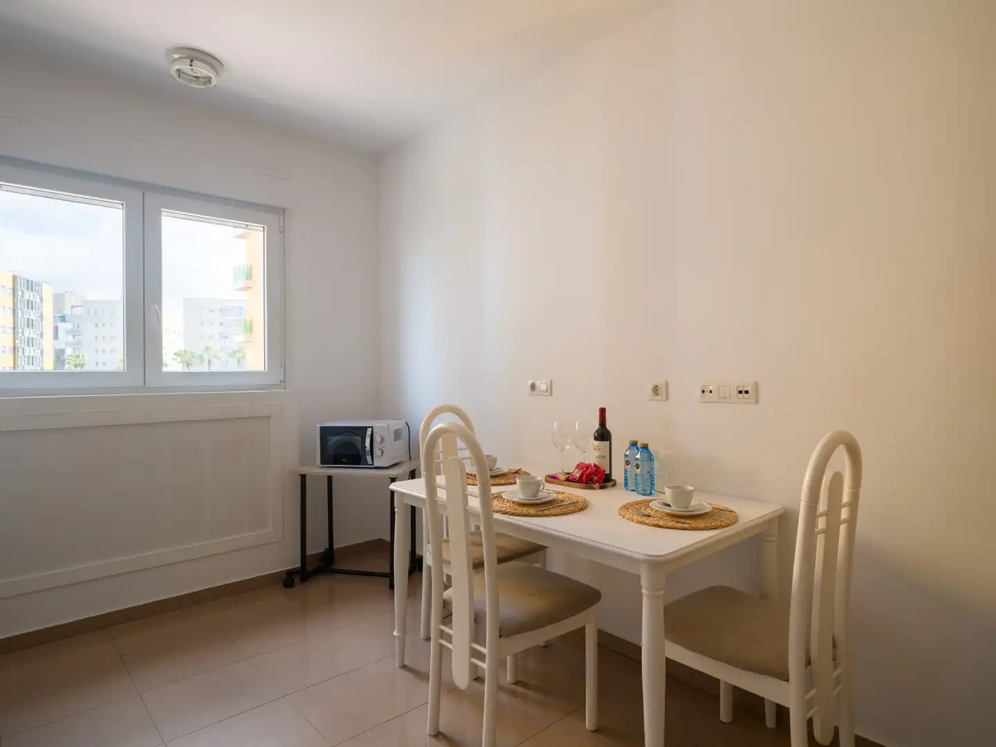 Dining room of Flat for rent in Las Palmas de Gran Canaria  with Parquet flooring, Swimming Pool and Furnished