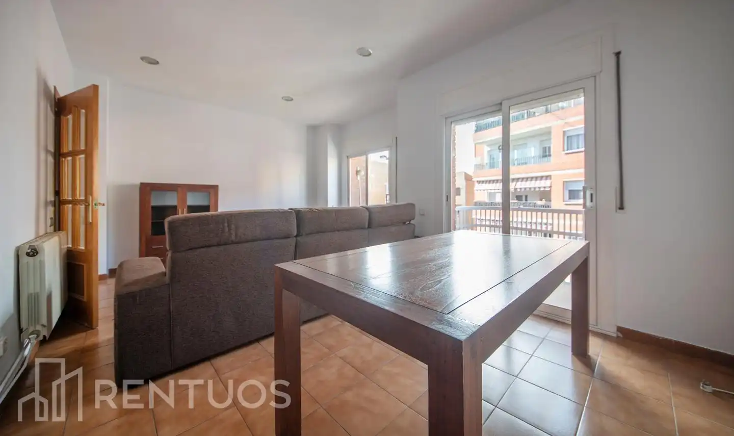 Wohnzimmer von Wohnung zum Verkauf in Montcada i Reixac mit Klimaanlage, Heizung und Balkon