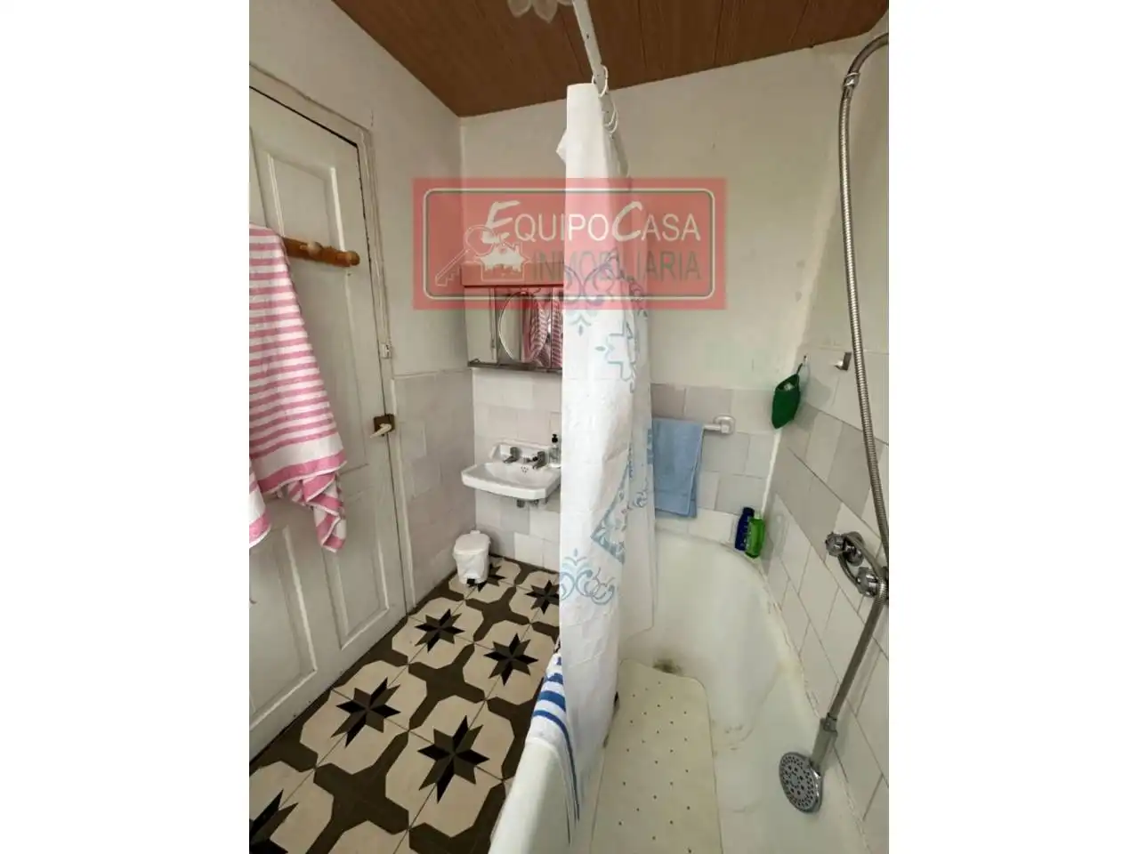 Bathroom of Detached homes for sale in Lourenzá  with Private garden, Terrace and Alarm