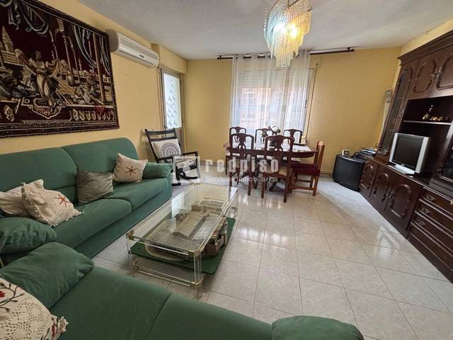 Piso en Venta en Entrevías en Entrevías