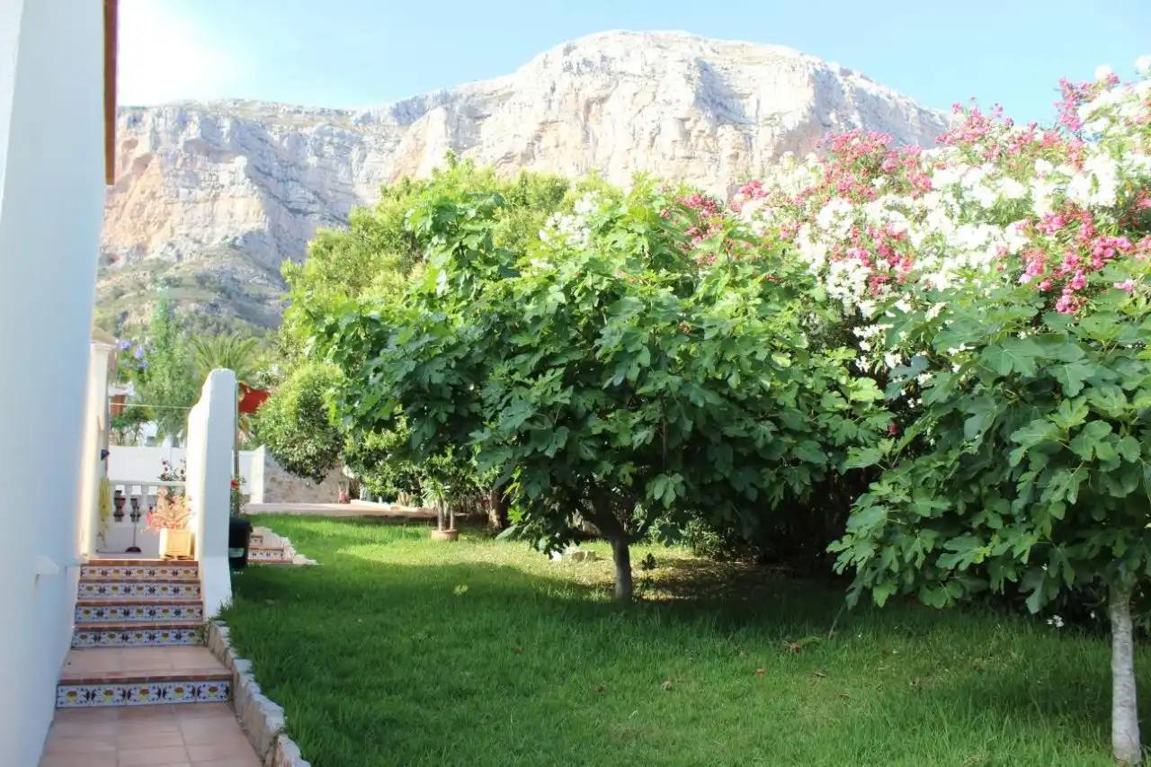 Garden of Houses for sale in Jávea / Xàbia  with Air Conditioner, Heating and Private garden