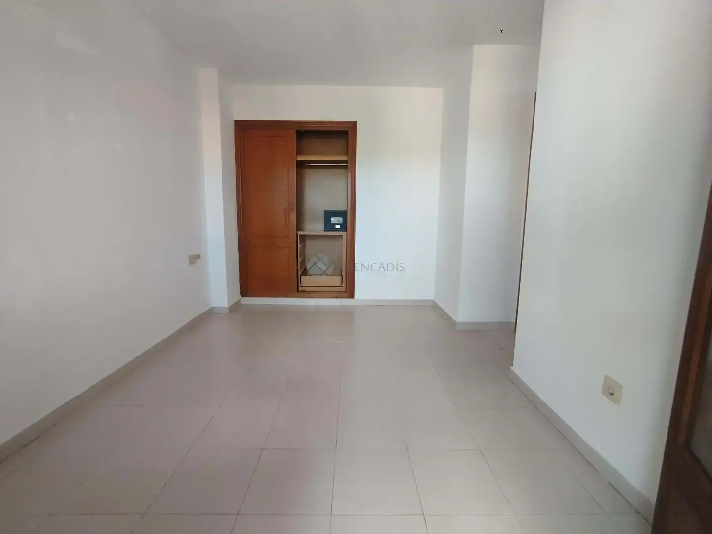 Casa aparellada amb piscina en venda a Otari, imagen 18