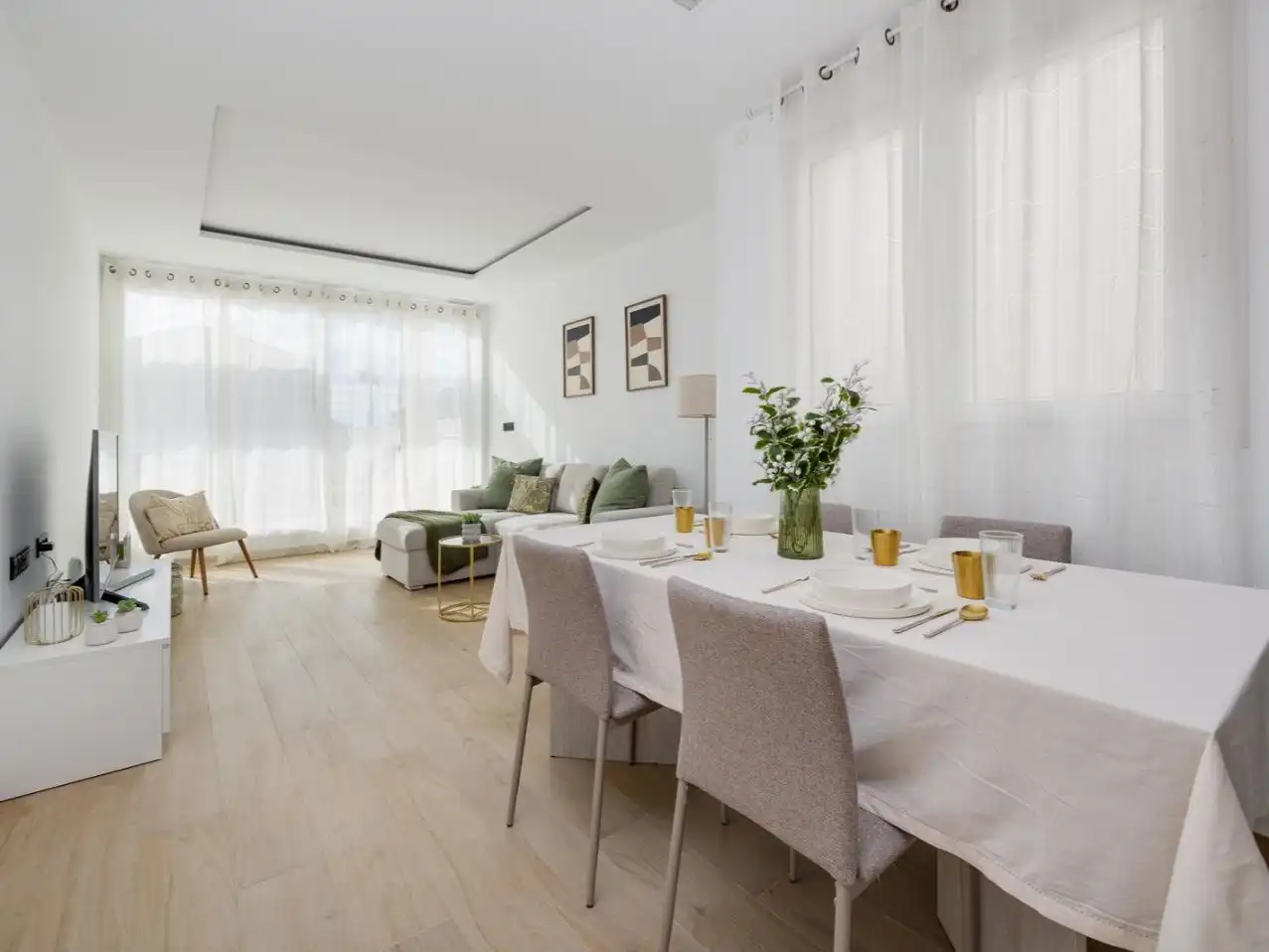 Villa con piscina in vendita a avenida del sur 23