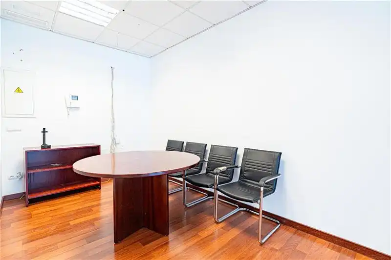 Office space with lift for sale in Nord, imagen 8