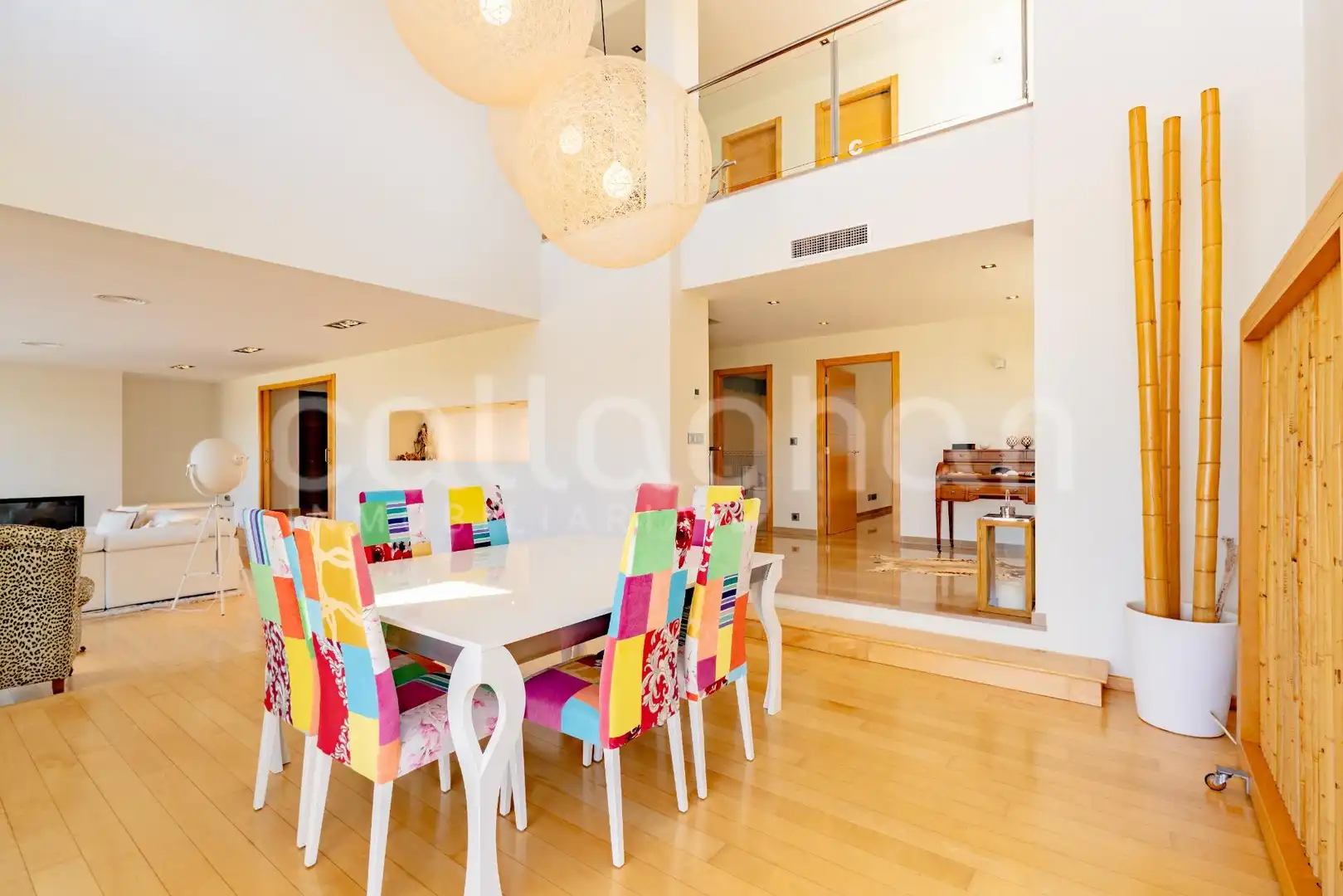Comedor de Casa o chalet en venta en Chiva con Aire acondicionado, Calefacción y Jardín privado