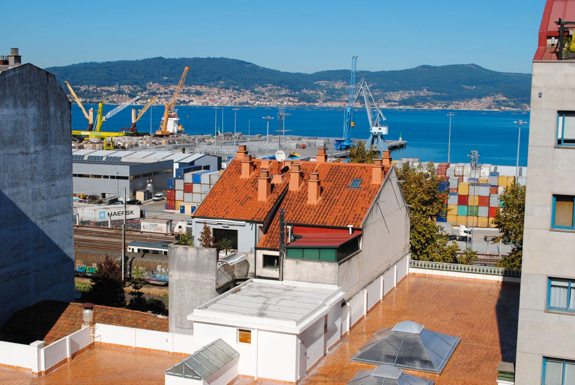 Exterior view of Flat to rent in Vigo   with Heating, Parquet flooring and Storage room