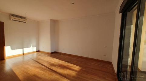 Foto 3 de Piso de alquiler en De Voltaire, Pozoalbero, Jerez de la Frontera