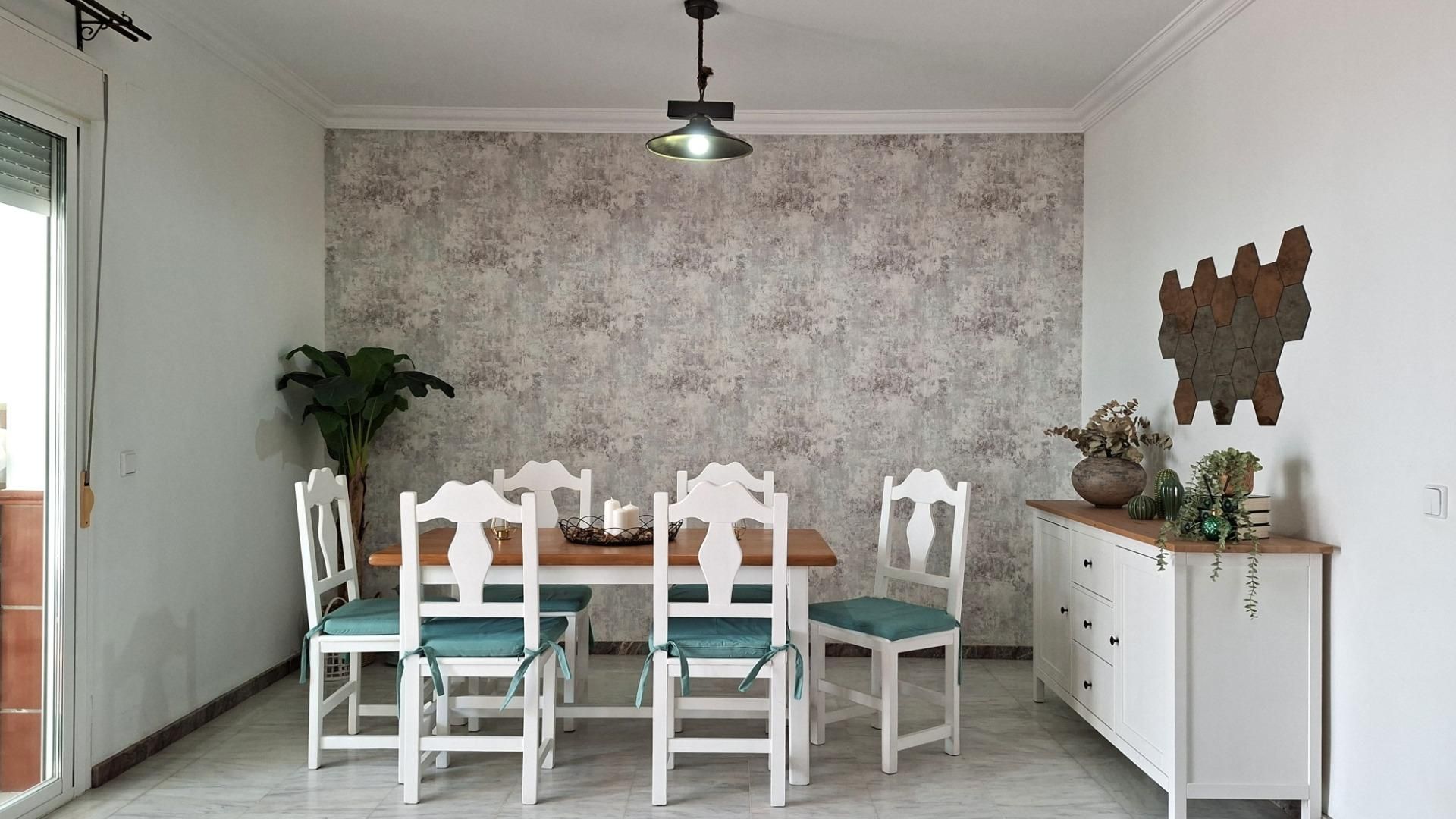 Comedor de Casa adosada en venta en La Rinconada con Aire acondicionado, Calefacción y Trastero