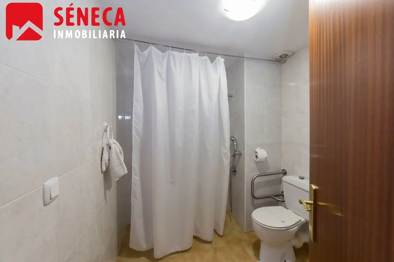 Badezimmer von Gebäude zum Verkauf in Córdoba