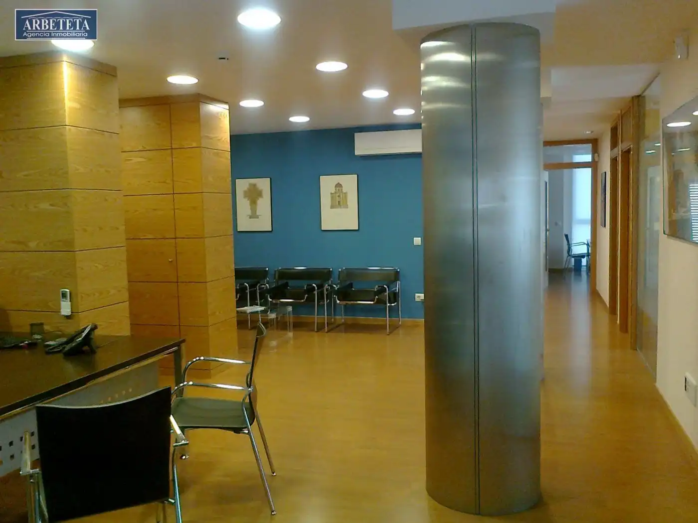 Office for sale in Guadalajara  with Air Conditioner, Heating and Storage room