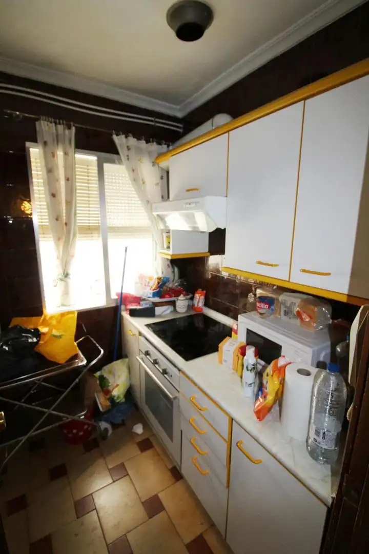 Cocina de Apartamento en venta en Ciudad Real con Aire acondicionado y Calefacción