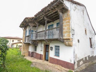 Casa amb jardí en venda a Ribadedeva