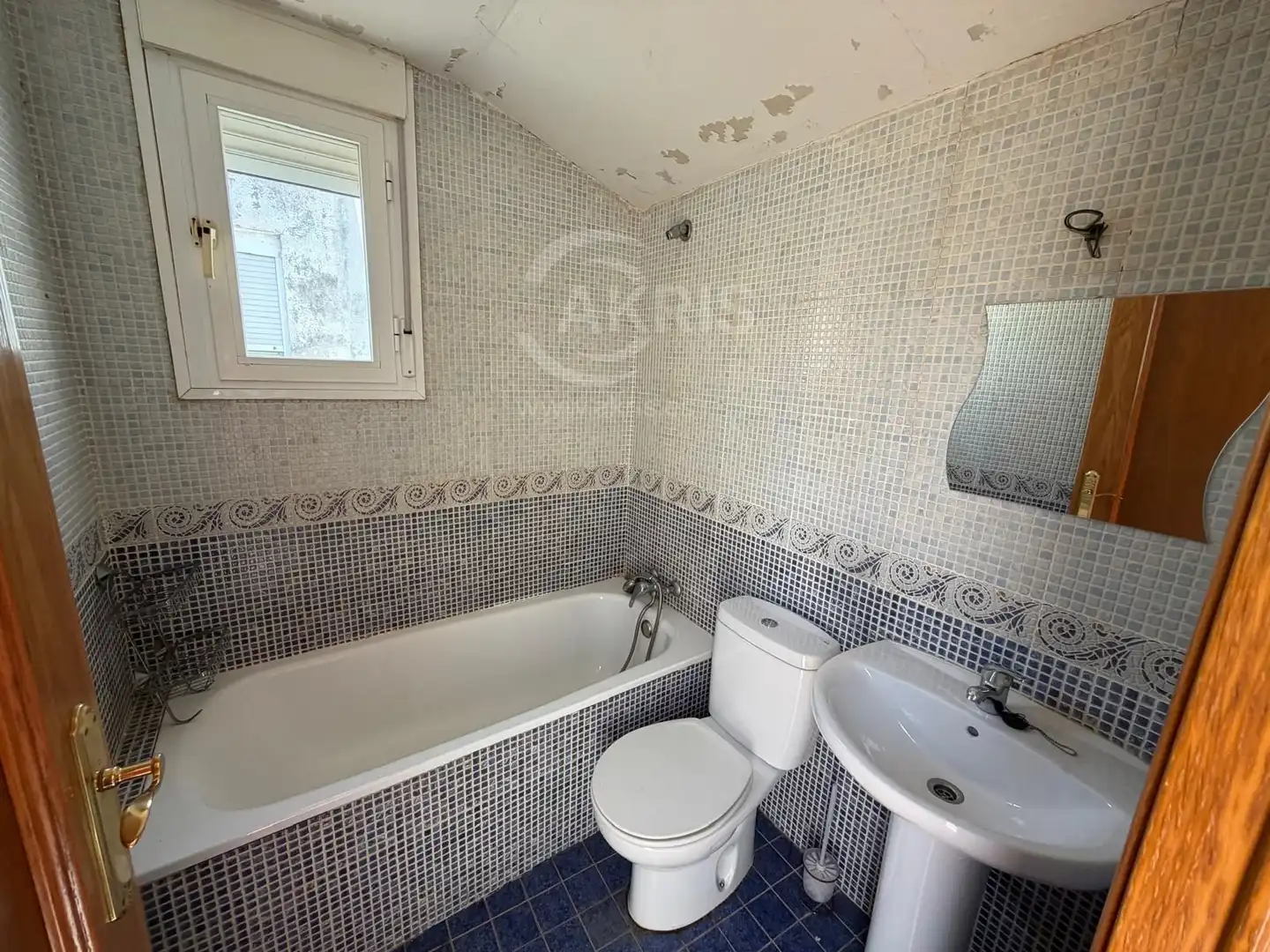 Baño de Dúplex en venta en Villaluenga de la Sagra con Aire acondicionado, Terraza y Alarma