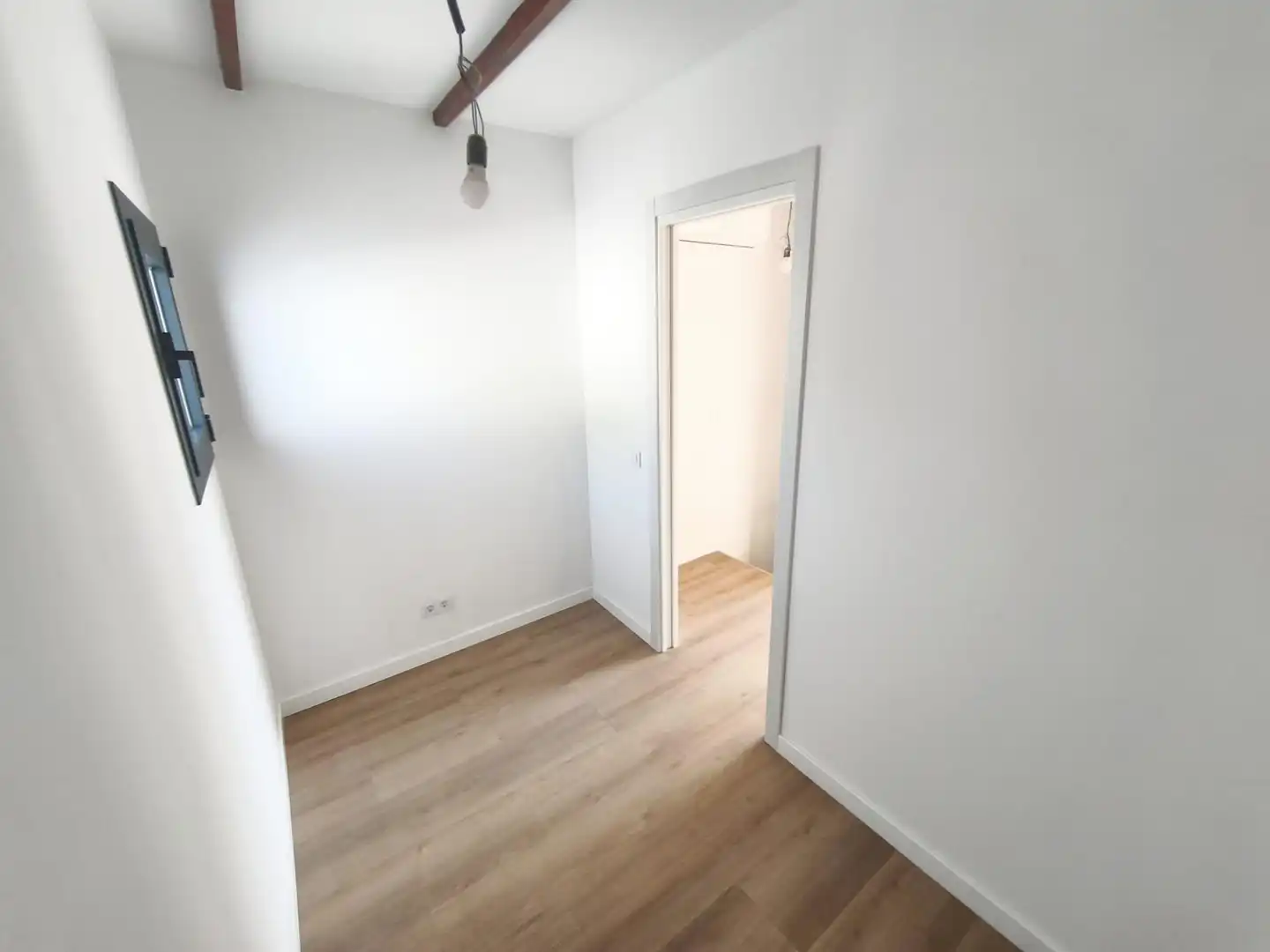 Bedroom of Houses for sale in Sabadell  with Air Conditioner, Parquet flooring and Terrace