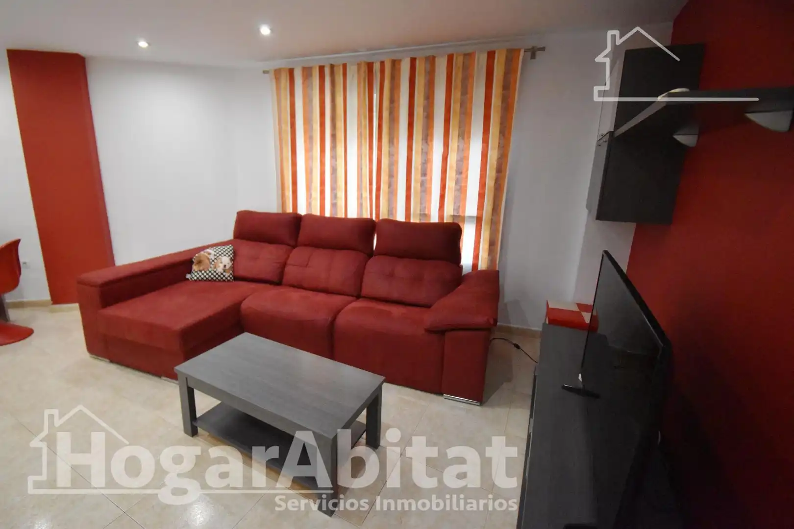 Sala d'estar de Casa adosada en venda en Onda amb Aire condicionat, Calefacció i Terrassa