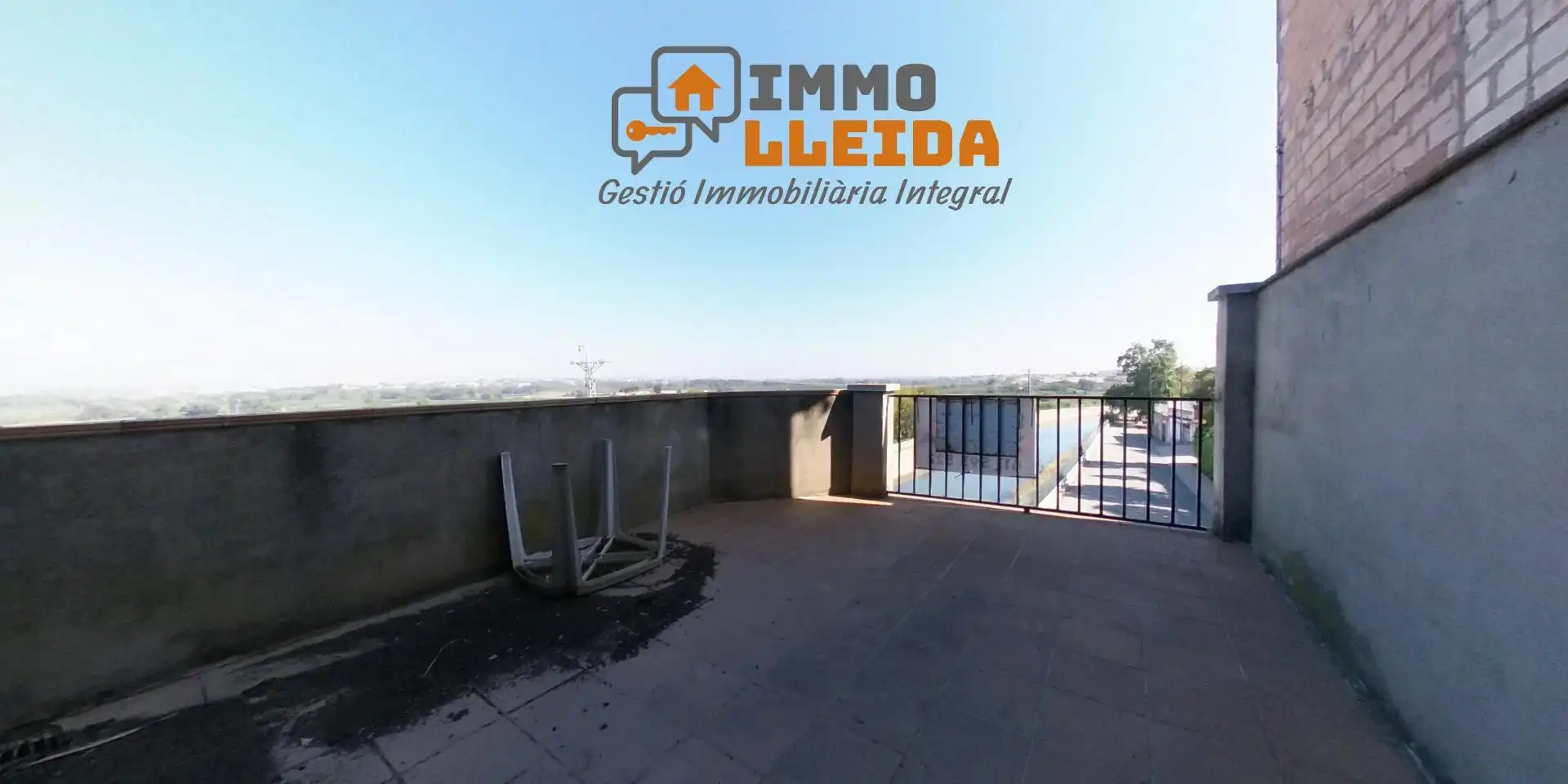 Vista exterior de Casa adosada en venda en Sudanell amb Calefacció, Terrassa i Traster