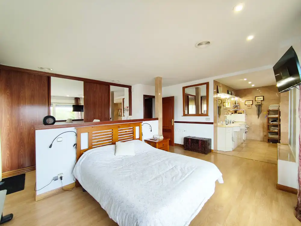 Habitación de Casa o chalet en venta en Guadarrama con Calefacción, Jardín privado y Parquet