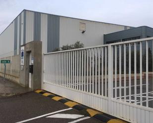 Exterior view of Industrial buildings for sale in San Mateo de Gállego