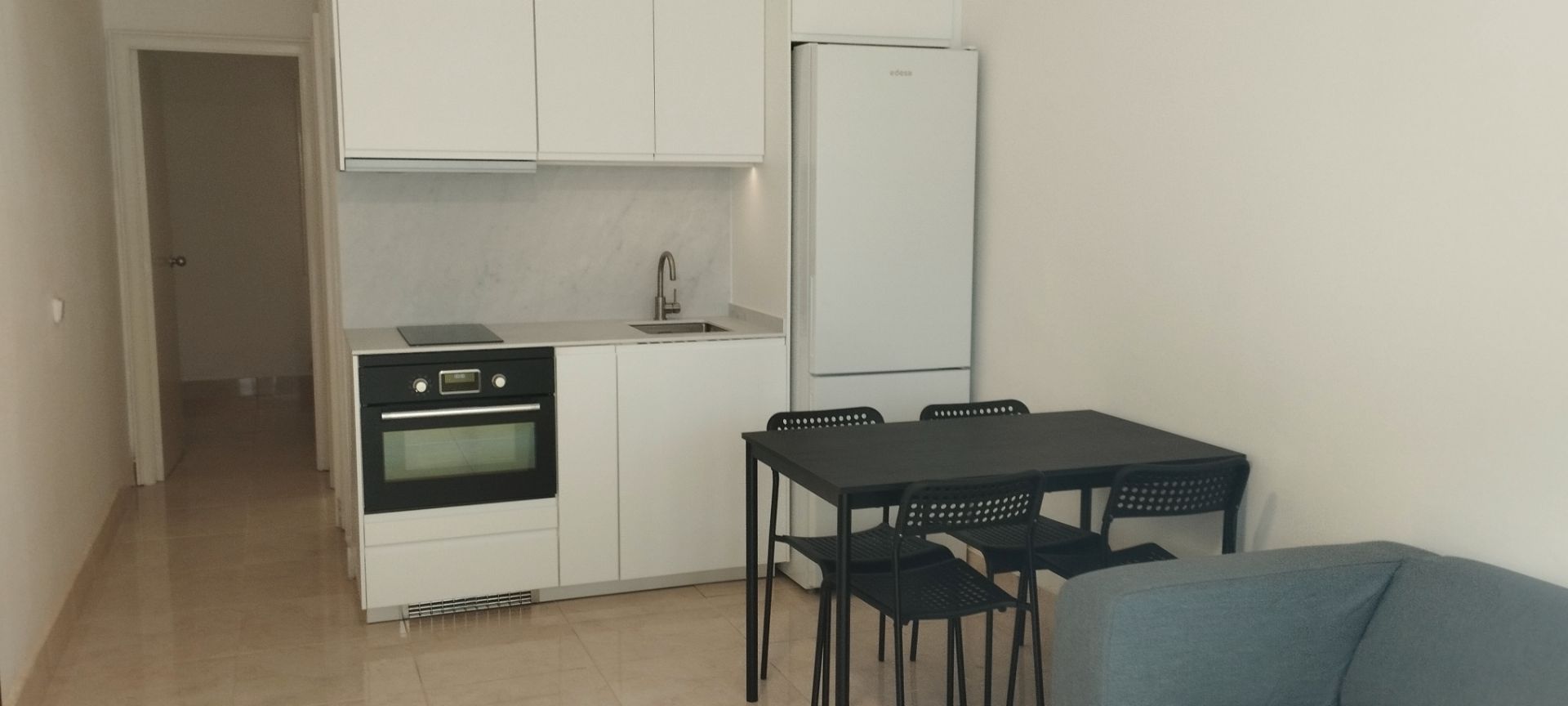 Cuina de Apartament en venda en L'Estartit amb Terrassa, Forn i Piscina comunitària