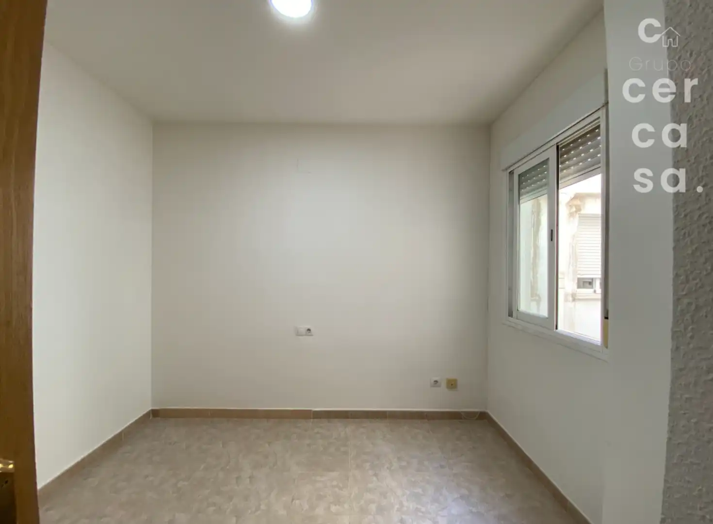 Habitación de Casa adosada en venta en Tavernes Blanques con Terraza, Trastero y Balcón