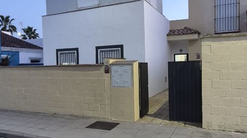 Foto 3 de Casa o chalet en venta en Avenida Carmen Laffon, 1, Burguillos, Sevilla