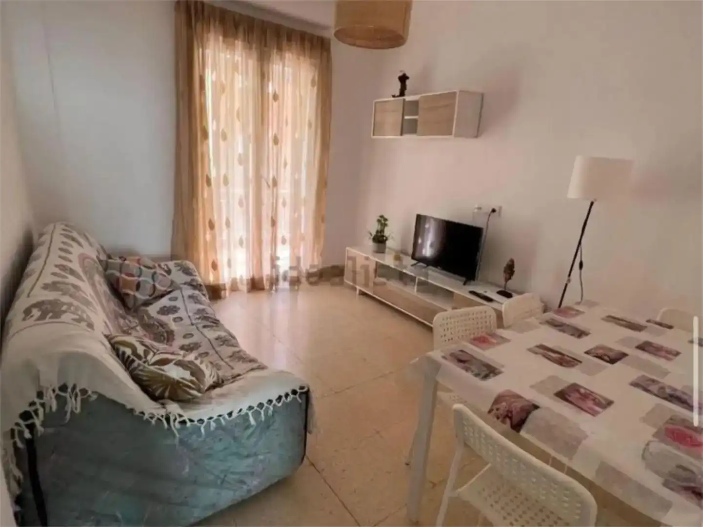 Sala d'estar de Pis per a compartir en Albacete amb Aire condicionat, Parquet i Moblat