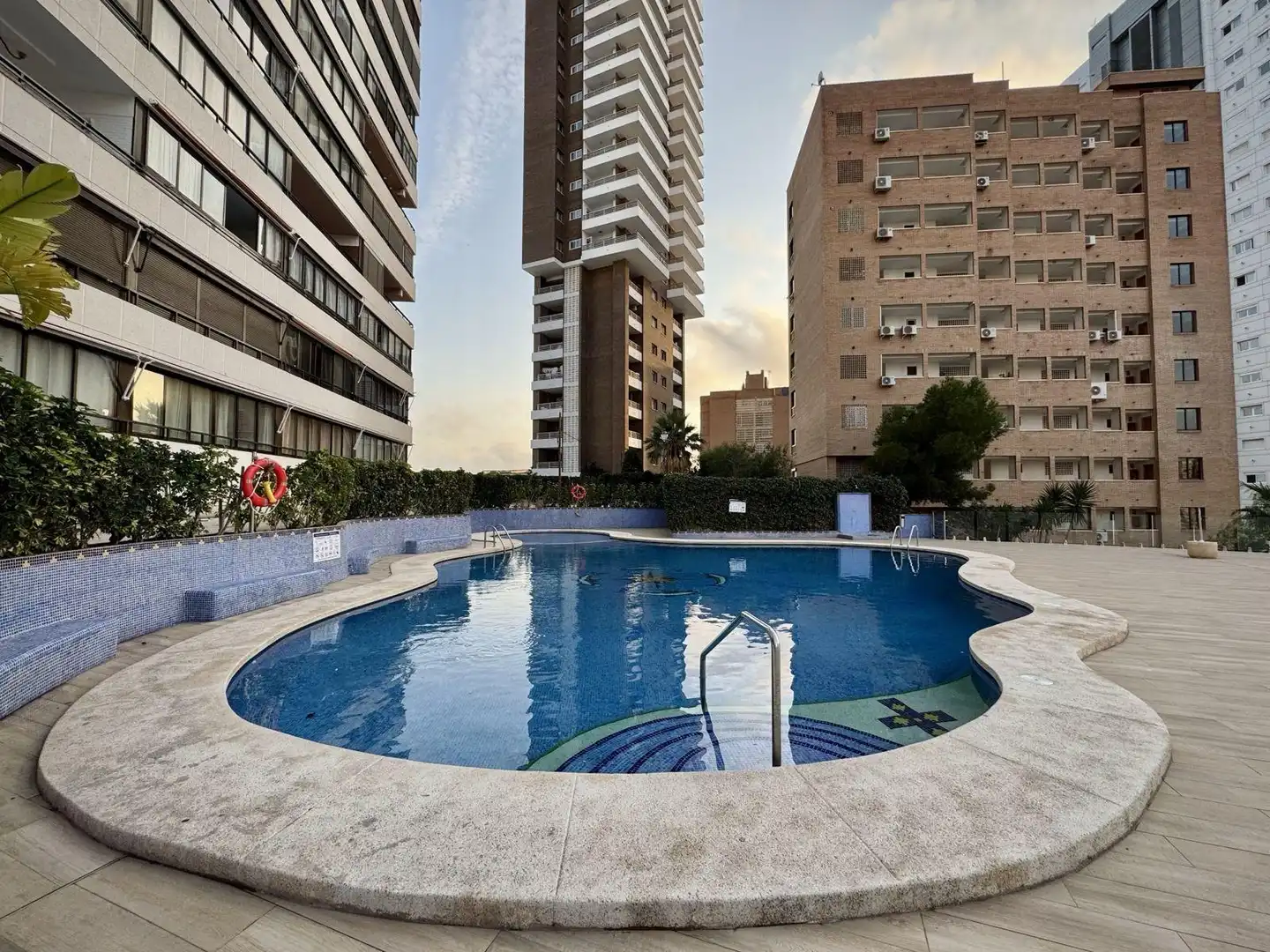 Swimming pool of Apartments for rent in Benidorm  with Air Conditioner, Furnished and Community pool