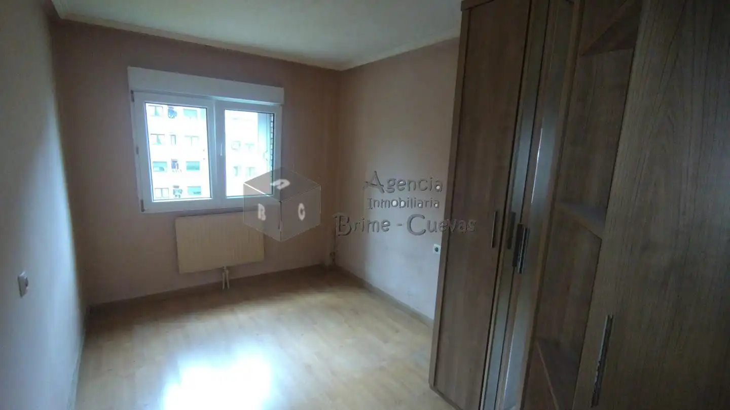 Bedroom of Flat for sale in Gijón   with Heating, Parquet flooring and Terrace