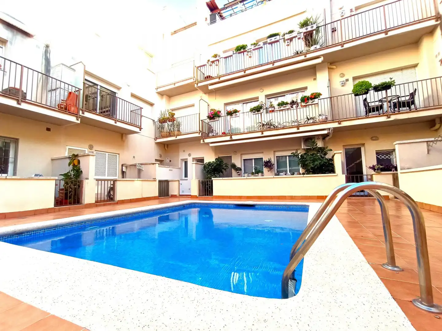 Swimming pool of Detached homes for sale in Reus  with Heating