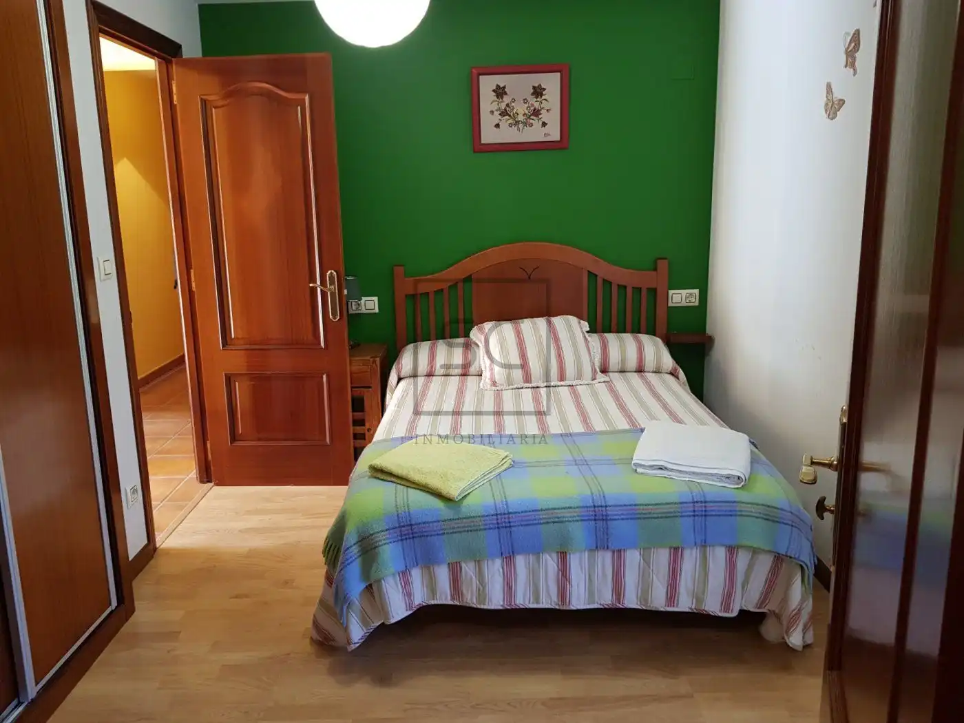 Schlafzimmer von Country house zum Verkauf in Laxe mit Heizung, Terrasse und Möbliert