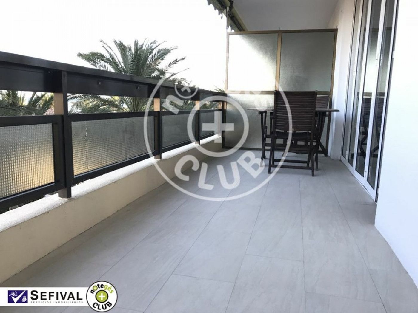 Terrassa de Pis de lloguer en La Pobla de Farnals amb Aire condicionat, Calefacció i Jardí privat