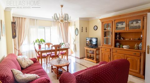 Foto 2 de Piso en venta en Avenida España, Centro, Estepona