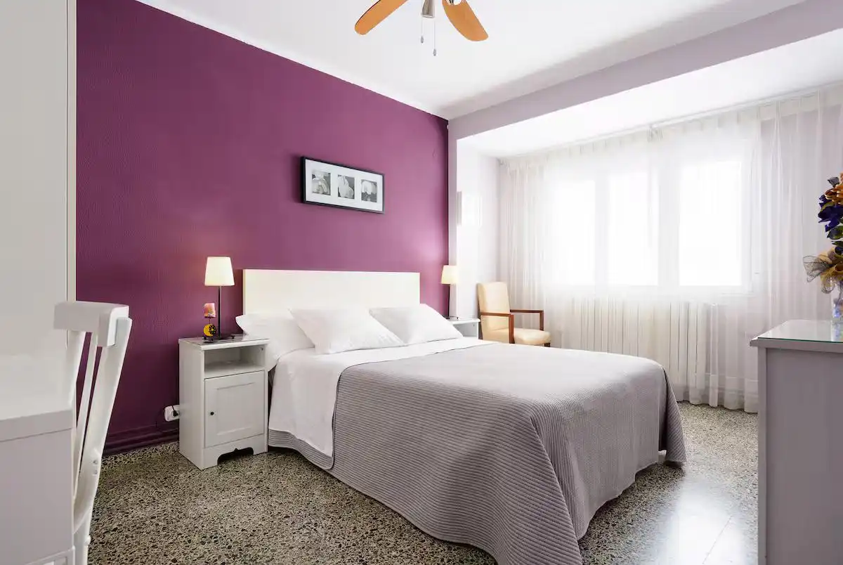 Habitación de Piso de alquiler en Zaragoza con Aire acondicionado, Amueblado y Internet