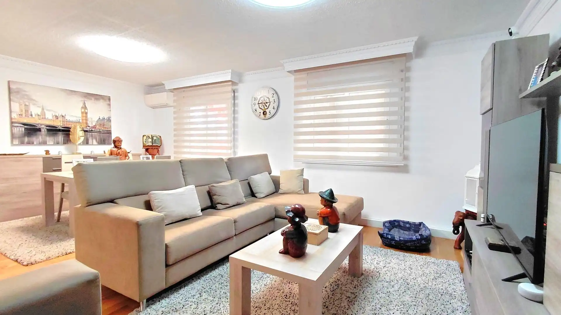 Living room of Houses for sale in Polinyà  with Air Conditioner, Private garden and Parquet flooring