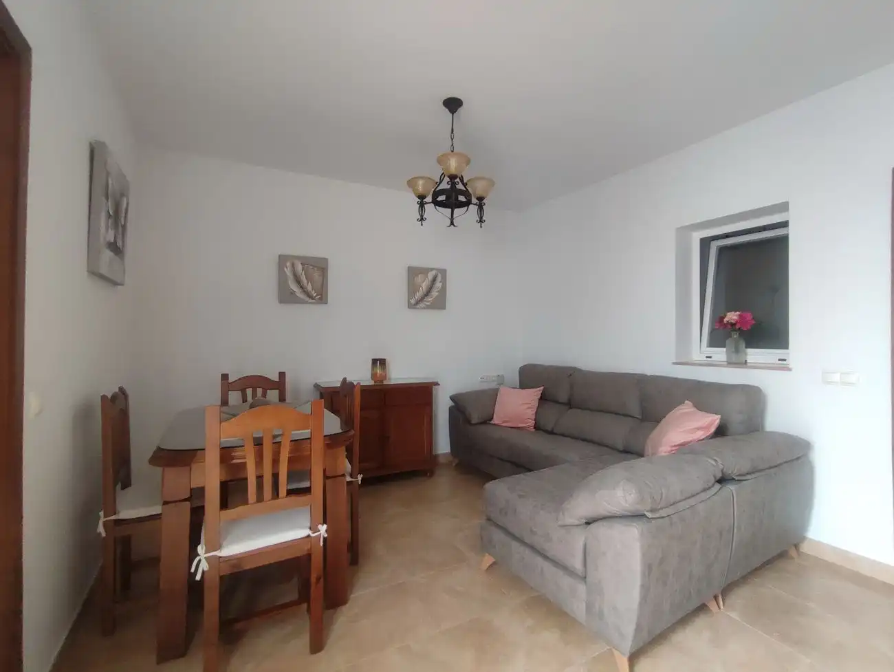 Sala d'estar de Casa o xalet de lloguer en Conil de la Frontera amb Aire condicionat, Calefacció i Terrassa