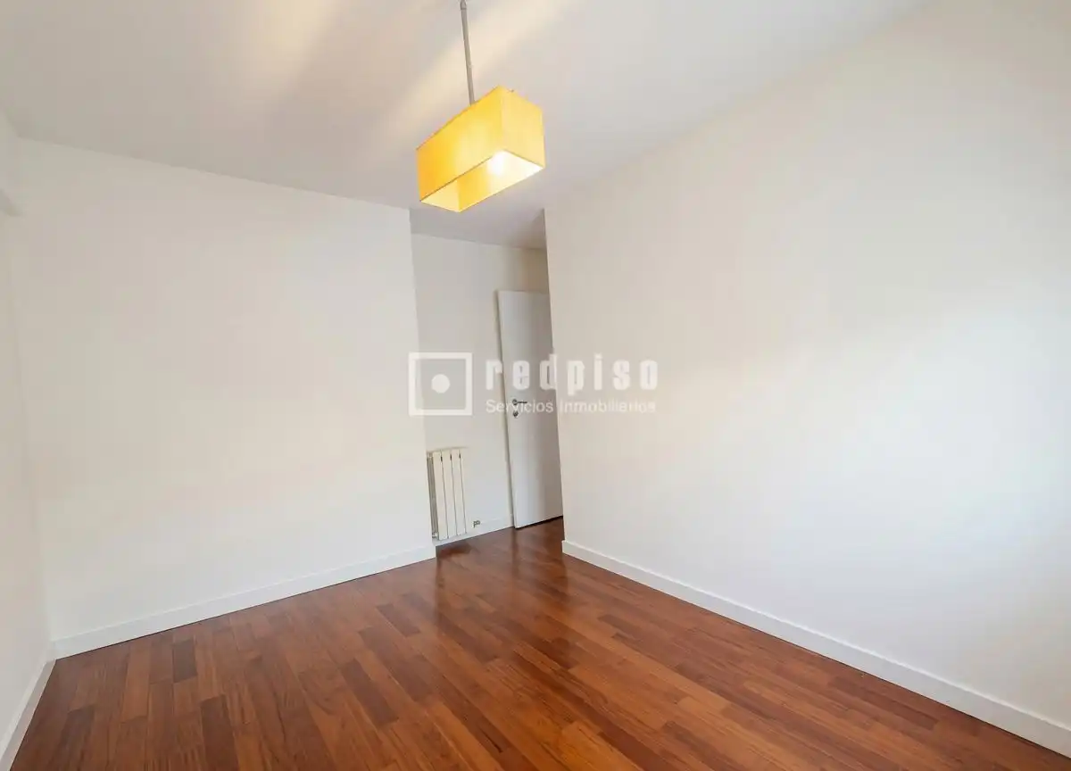 Bedroom of Flat for sale in Alcorcón  with Heating, Private garden and Parquet flooring