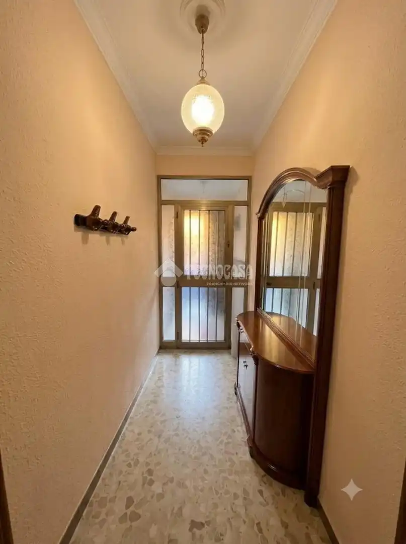 Casa adosada en venta en Sevilla con Aire acondicionado y Balcón