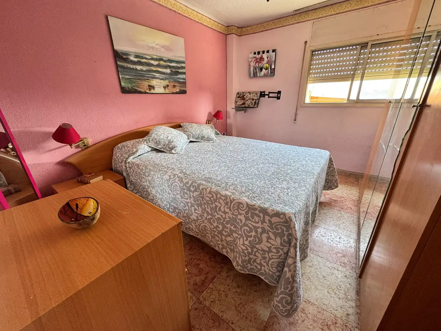 Habitación de Piso en venta en L'Hospitalet de Llobregat con Balcón