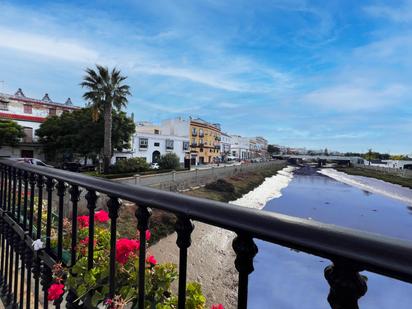 Exterior view of Industrial buildings for sale in Chiclana de la Frontera