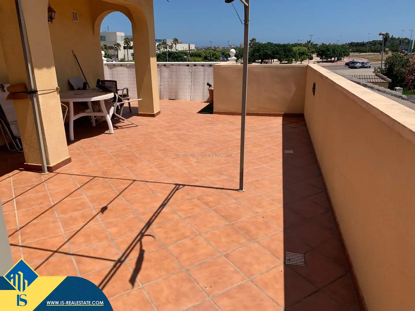 Chalet con piscina en venta en Los Balcones - Los Altos, imagen 18