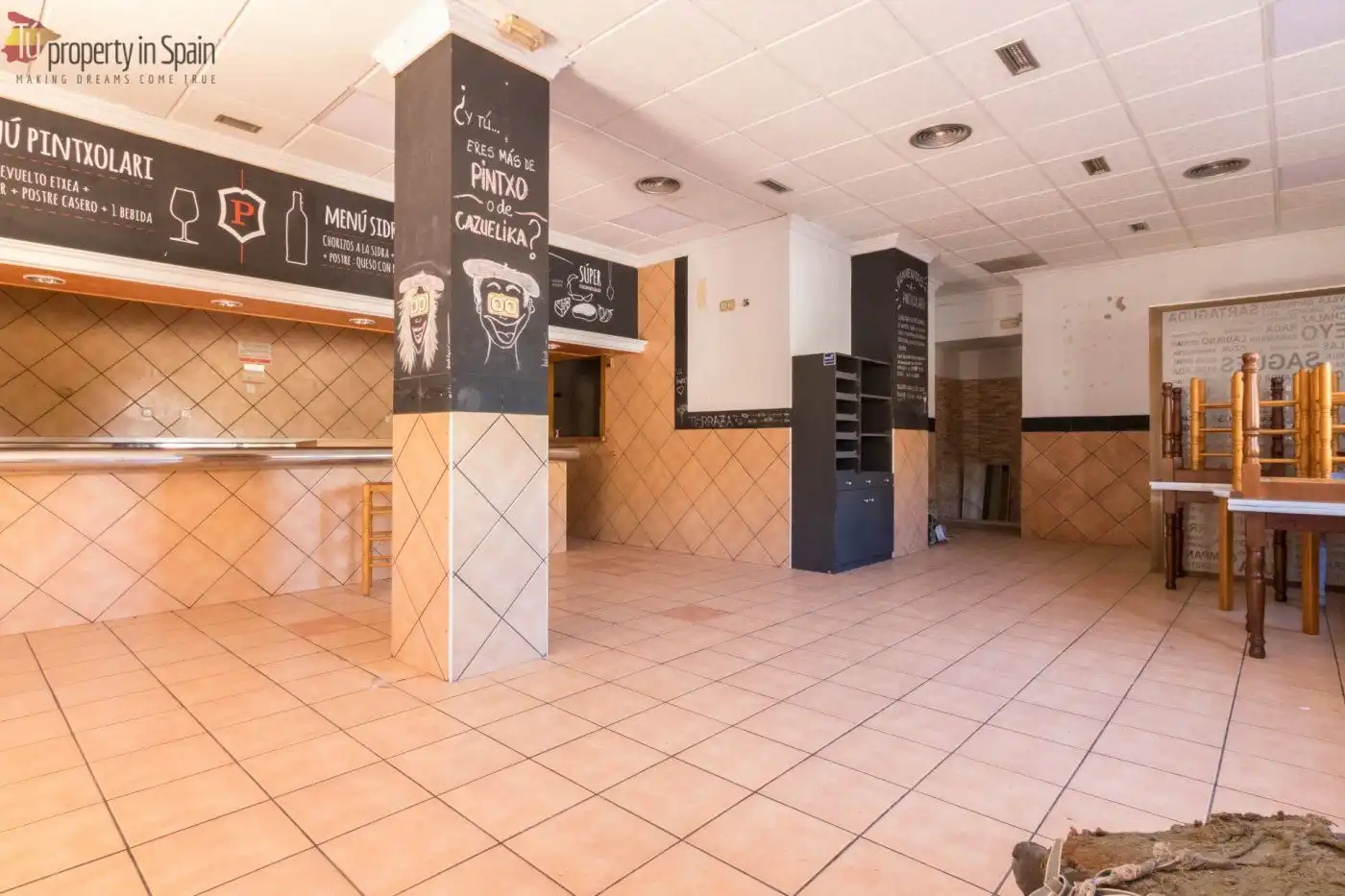 Local en venta en Calle PINTOR GASTON CASTELLO, Centro