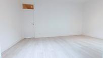 Bedroom of Flat to rent in  Madrid Capital  with Air Conditioner, Heating and Oven