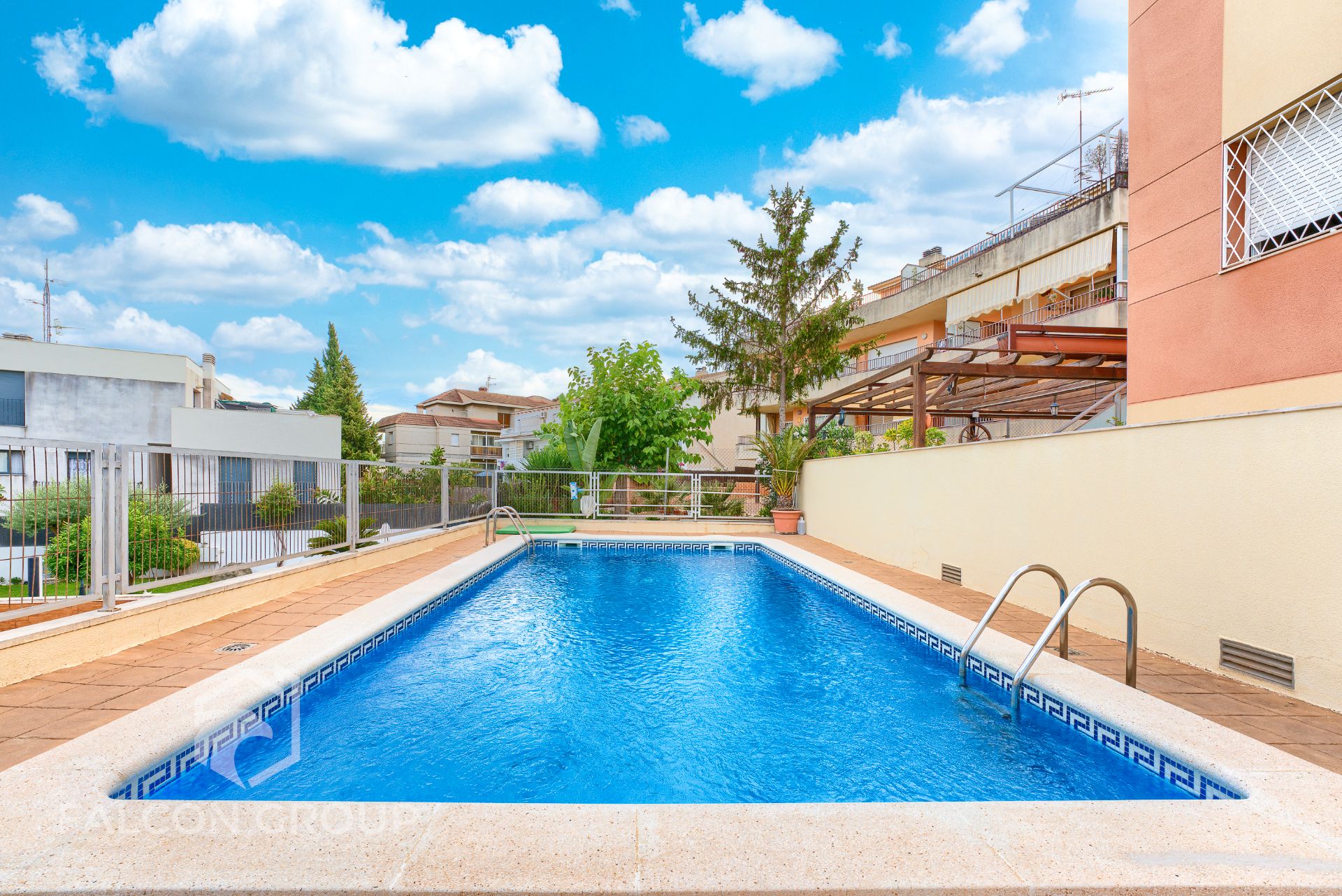Swimming pool of Flat for sale in Calafell  with Air Conditioner, Balcony and Community pool