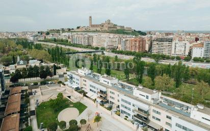 Exterior view of Flat for sale in  Lleida Capital  with Air Conditioner, Heating and Parquet flooring