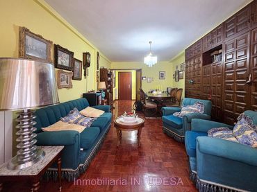 Flat with balcony for sale in Pablo Sarasate
