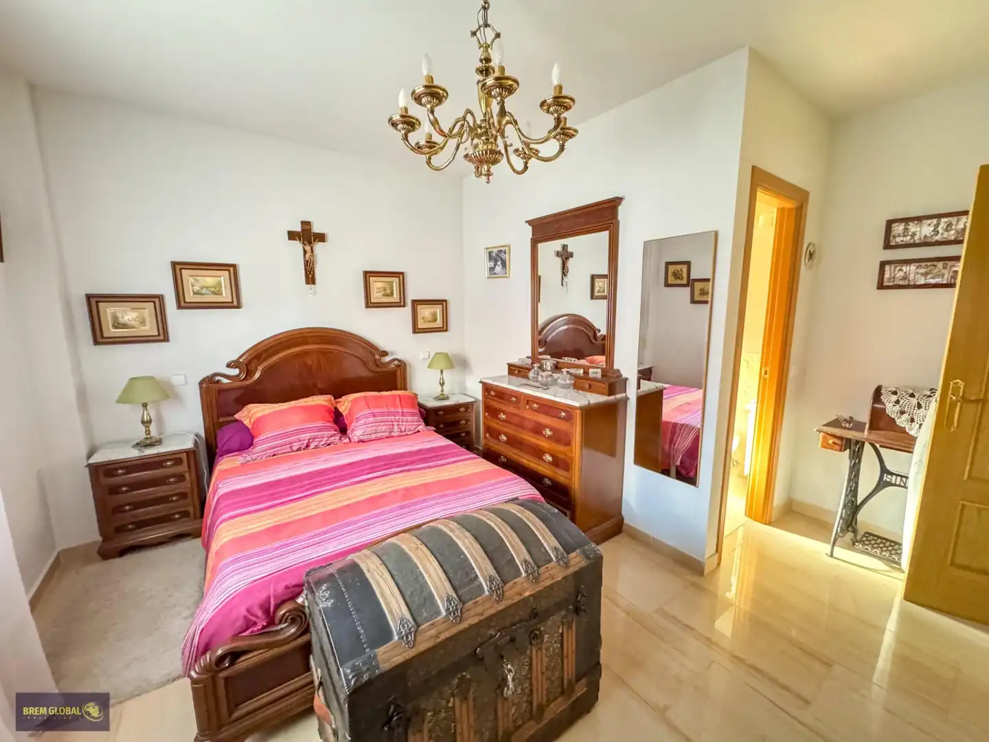 Habitación de Casa o chalet en venta en Lozoyuela-Navas-Sieteiglesias con Jardín privado