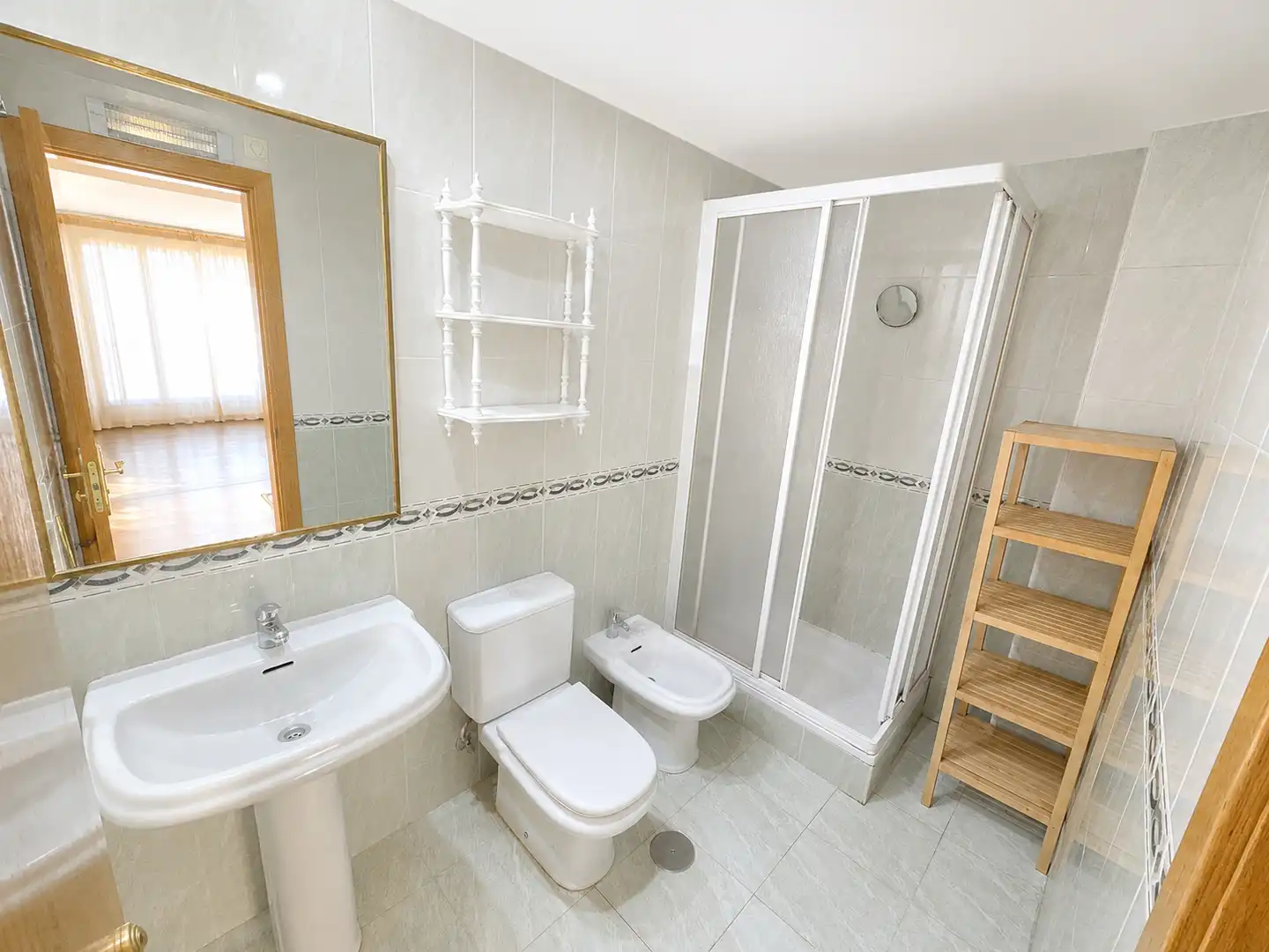 Baño de Apartamento en venta en Barajas