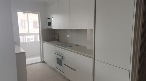Descubra este acogedornbspático totalmente renovado, situado a unos pasos de la Playa de La Mata, una de las zonas más demandadas, imatge 3