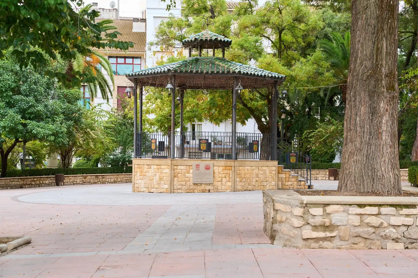 Exterior view of Buildings for sale in Quesada